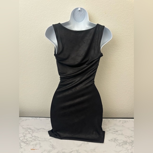 Olive Tree Maroon Faux Leather Wrap Dress Women’s S Black Bodycon Side Zip - Picture 4 of 6